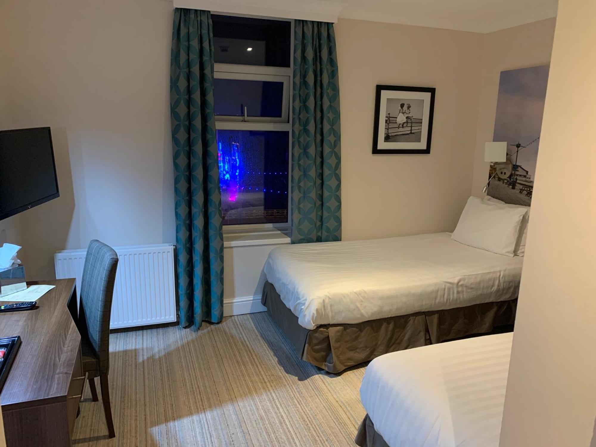 Best Western Carlton Hotel Blackpool Room photo